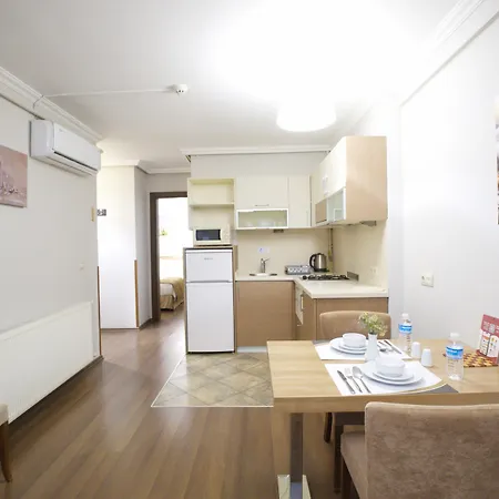 Belle Maison Apartmanhotel 4*