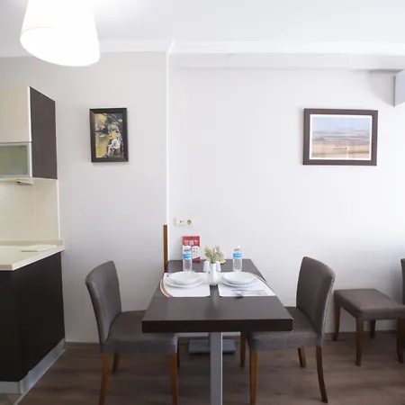 Belle Maison 4*
